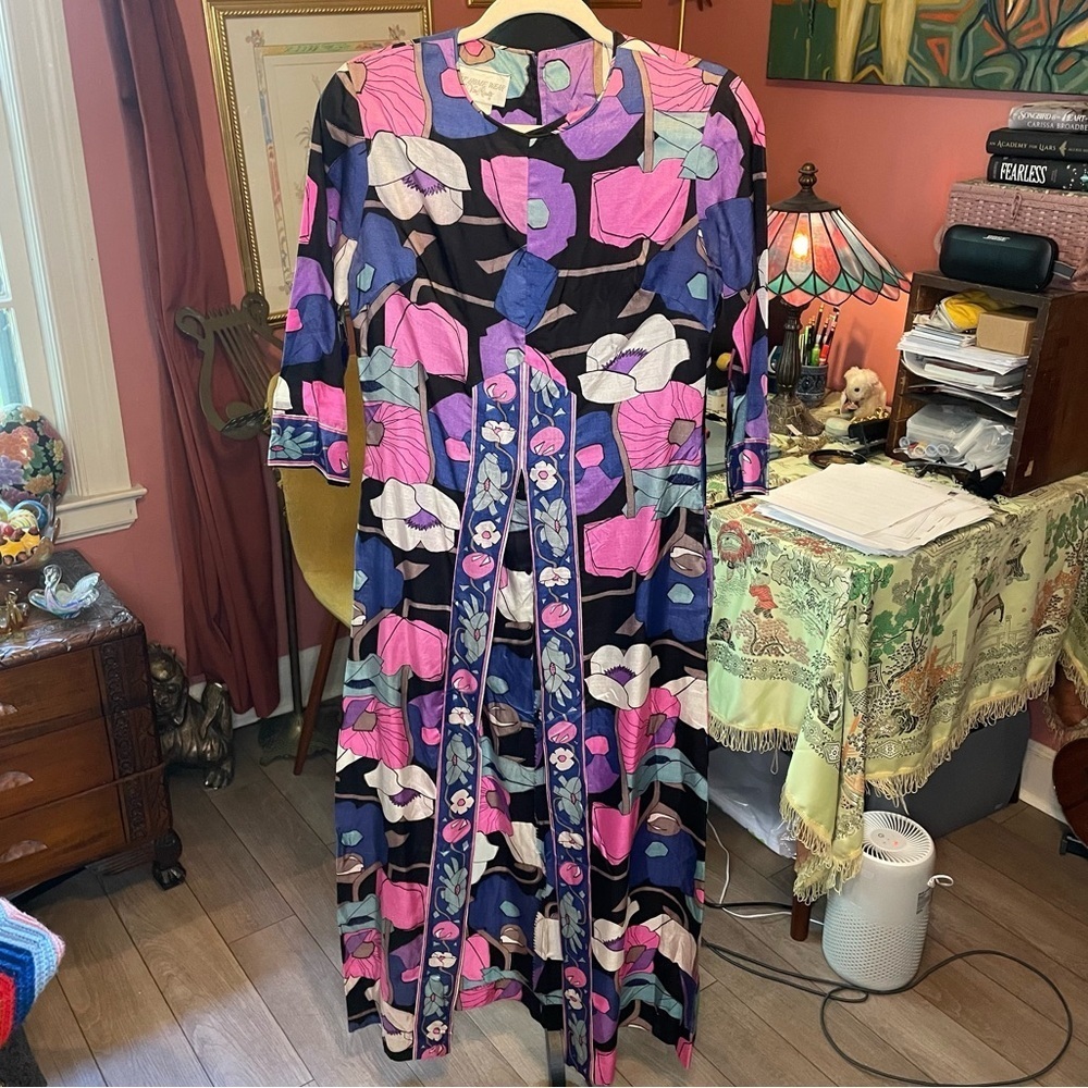 1970s Rare Vintage Van Raalte Psychedelic Floral Tunic Top Duster dress Small